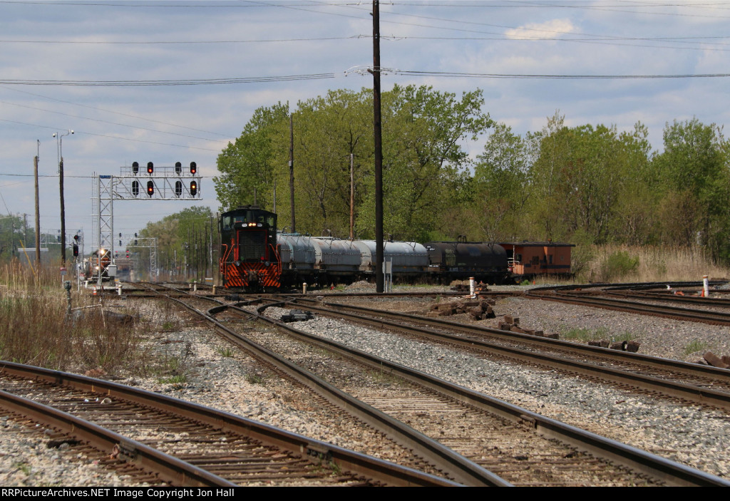 IHB 1512 pushes down the connection to take it across the B&OCT